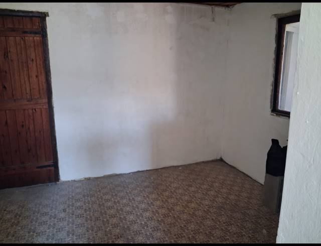 3 BEDROOM HOUSE FOR SALE IN MEREWENT